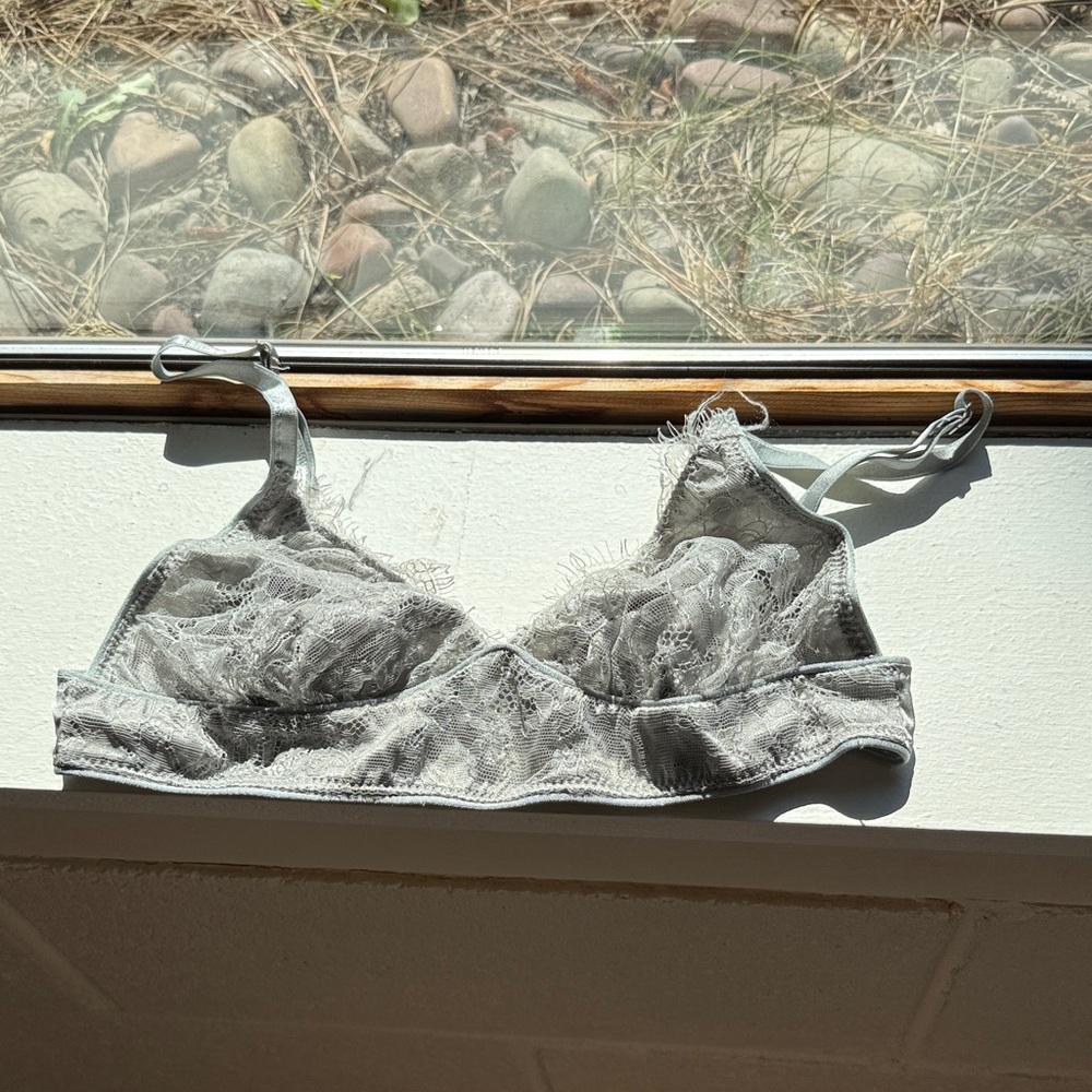 Naked Princess Elegant Gray Lace Bralette - Picture 1 of 3